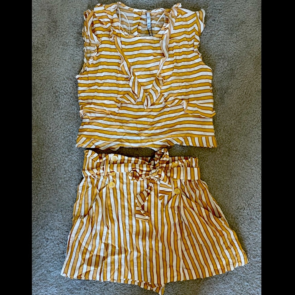 Zara Gold/Cream Striped Matching Shorts Set